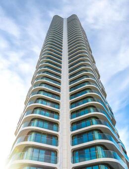 Grand Tower - 3-Zimmer-Wohnung mit Skylineblick vom weitläufigen Südbalkon - Frankfurt (Main)