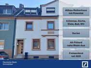 Solides Reihenhaus mit Modernisierungsbedarf in Alt-Flittard, nahe Rheinaue! freiwerdend Juli 2025! - Köln