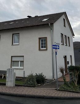 Helle 3-Zimmer-Wohnung mit Balkon in Waldkappel - Waldkappel