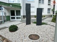 3-Raum mit Balkon, Tiefgarage und Stellplatz! - Glauchau