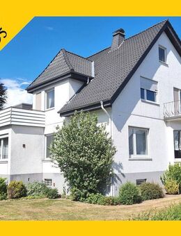 Gepflegtes Zweifamilienhaus mit optionalem Bauplatz - Bünde