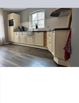 LANDLICHEN L-KÜCHE IM SANDGELBE FABER VOLL MASSIEF - Bunde