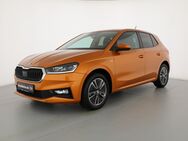 Skoda Fabia, 1.0 TSI TOUR PREMIUM APPLE ANDROIDuvm, Jahr 2022 - Erfurt