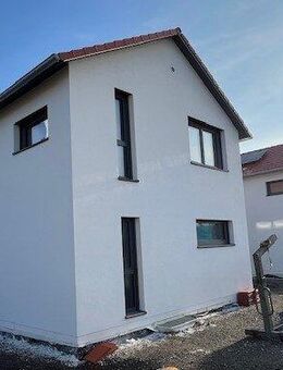 Sparen mit Eigenleistung. Ihr Zuhause in KFW 40 Bauweise als Ausbauhaus. - Vöhringen (Baden-Württemberg)