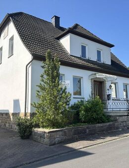Ansprechendes Einfamilienhaus in zentraler Lage - Oberweser