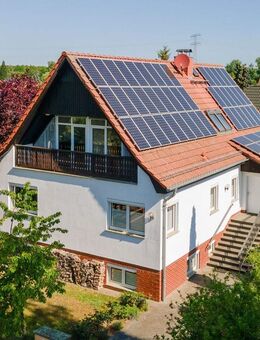 Souterrain-Keller, Einbauküche, Wintergarten, Tiefgarage u.v.m.: Ein-/Zweifamilienhaus in Kaulsdorf - Berlin