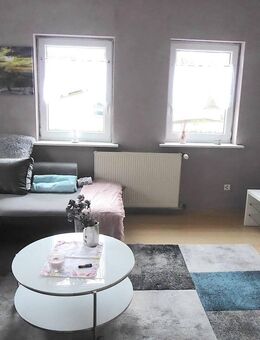 Günstiges Einfamilienhaus mit 6 Zimmern und Terrasse - Villmar (Marktflecken)