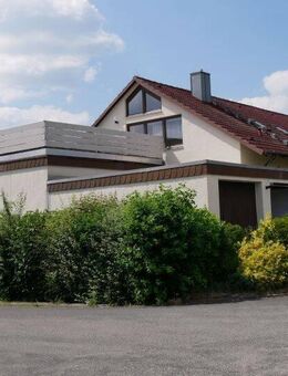 Attraktives Dreifamilienwohnhaus in Lautertal - Lautertal