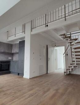 2-Zimmer- DG+Galerie-Whg- Nr. 10 mit Dachterrasse und Marken-Einbauküche! - München