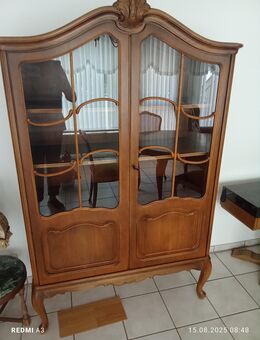 Vitrine Runder Tisch 4Stühle - Würselen