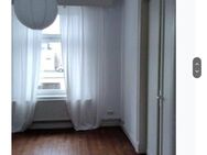3 Zimmer Nähe Bahnhof/BAB, großes Voll+Dusch-Bad, schöner Holzdielenboden,EG - Lübeck