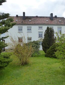 Ländlich gelegene 3-Raumwohnung in der Gemeinde Cavertitz/Lampertswalde mit Einbauküche, Garten und Garage zu vermieten - Cavertitz