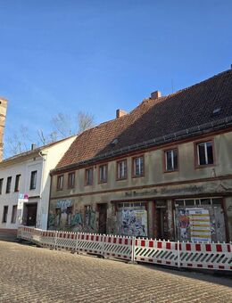 Sanierungsbedürftiges Stadthaus am alten Stadtturm (Denkmalschutz) - Brandenburg (Havel)