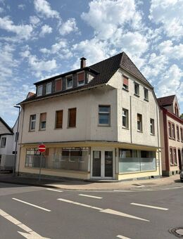 ZU VERKAUFEN: Zentral gelegenes Wohn- und Geschäftshaus (3 Parteien) mit viel Potenzial im Herzen von Soest - Soest