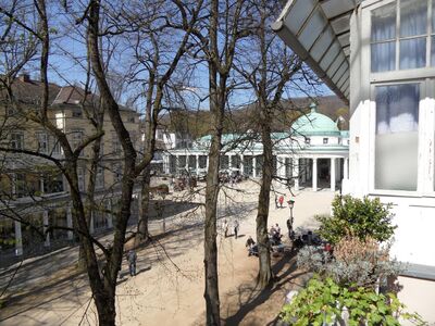 Großzügige, modernisierte 2-Zimmer-Altbau-Wohnung im Herzen von Bad Pyrmont an der Hauptallee
