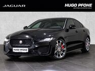 Jaguar XE, R-DYNAMIC BLACK D200, Jahr 2023 - Hamburg