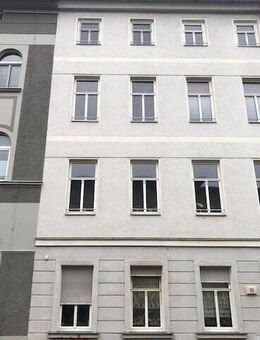 Gemütliche 3-Raum-Wohnung im 1. OG mit Einbauküche und Balkon - Gera
