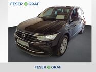 VW Tiguan, 1.5 TSI Move, Jahr 2024 - Bernburg (Saale)