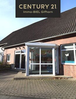 Vielseitiges Anwesen mit Wohnhaus, vermieteter Gewerbeeinheit und großem Grundstück in Meine - Meine