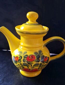 Keramik Teekanne Kaffeekanne Gelb 24cm hoch ca. 12cm breit Kanne Blumenmotiv - Essen