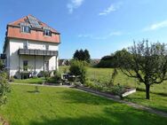 Moderne und lichtdurchflutete Wohnung mit Blick ins Grüne in Teningen! - Teningen