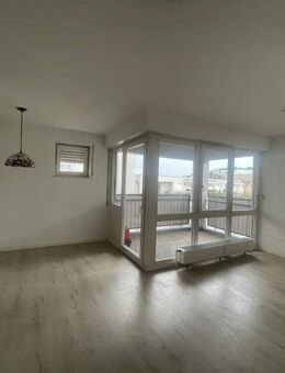 Attraktive 2 Zimmer Wohnung im betreuten Wohnen in idealer Innenstadtlage! - Esslingen (Neckar)