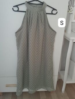 Leichtes elegantes Sommerkleid SHEIN, Gr.S, khaki, Neckholder - Mülheim (Ruhr)