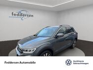 VW T-Roc, 1.5 TSI Move Sprachbe, Jahr 2023 - Alfeld (Leine)