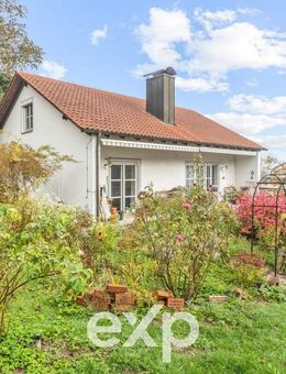 Ein grünes Paradies mit Weitblick: Großzügiges Haus auf über 1.500 m² Grundstück - KAPITALANLAGE - Holzheim (Landkreis Dillingen (Donau))