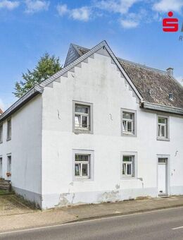 Denkmalgeschütztes historisches Mehrfamilienhaus mit drei Wohneinheiten in beliebter und ruhiger Lage - Aachen