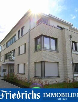 Vermietete 3-Zimmer-Erdgeschosswohnung mit Kellerraum und Stellplatz in Varel / Nordseeküstennähe - Varel