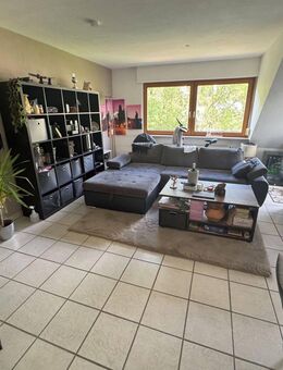 Gemütliche 3 Zimmer Dachgeschosswohnung in verkehrsgünstiger Lage von Vallendar - Vallendar
