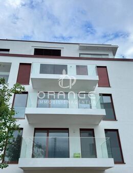 ***Neubau sofort einziehen - 2 Zimmer im Zentrum mit Stellplatz*** - Regensburg