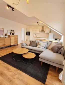 Erstbezug nach Sanierung - Exklusive, vollmöblierte Dachgeschosswohnung mit Dachterrasse & TG - Düren