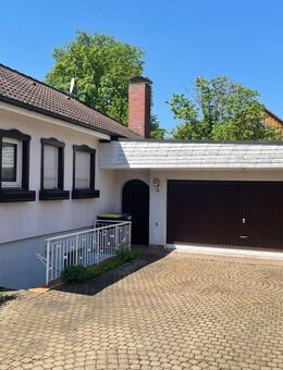 Ihr Traumhaus im Grünen: Einfamilienhaus mit großem Garten in ruhiger Lage in Schallstadt-Mengen. - Schallstadt