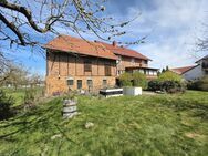 Ansprechendes Wohnhaus mit Nebengebäuden in Edermünde - Edermünde