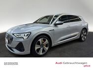 Audi e-tron, 55 quattro S line, Jahr 2021 - Hamburg