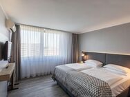 Suche nette SIE für ein Hoteldate Mitte März in Neuss - Neuss Zentrum