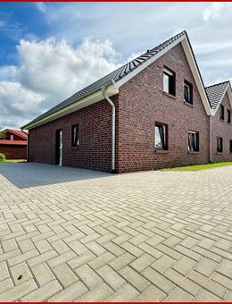 * Neubau * TOP Lage* Infrarot Heizung * PV-Anlage * Lüftungsanlage * elektr. Jalousien * Carport * - Wiesmoor