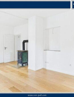 Wohnen im beliebten Pfersee mit vermietetem Gewerbe und Atelier - Augsburg