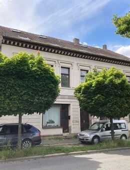 Kompaktes Sanierungsobjekt mit großen Pontenzial in guter Lage von Aschersleben! - Aschersleben