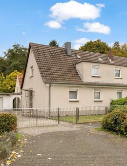 Doppelhaushälfte in Leverkusen Schlebusch zum Kernsanieren - Leverkusen