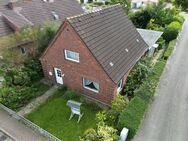 Büsum/Zentrum: Zeitloses Einfamilienhaus mit 4,5 Zimmern und gepflegten Garten in toller Lage! - Büsum