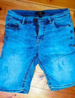 Herren Bermuda Jeans Hose Gr. S Topzustand FSBN - Berlin