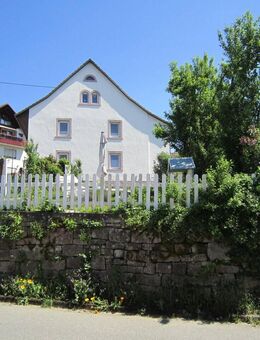Sanierte ETW mit Gartenanteil & 2 KFZ-Stellplätze - Steinen (Baden-Württemberg)