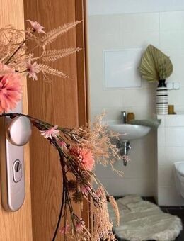 Dem Neustädter See ganz nah-die Bahn zur Stadt vor der Tür. - Magdeburg