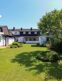 Doppelhaushälfte mit großem Grundstück in Neuss-Reuschenberg - Neuss