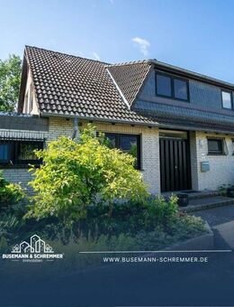 Einfamilienhaus mit Kamin, Bar und Doppelgarage in traumhafter Feldrandlage von Garbsen - Garbsen