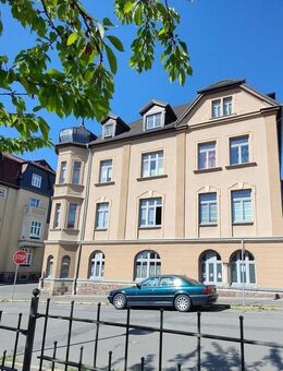 Kapitalanleger gesucht: Vermietete Altbauwohnung in denkmalgeschütztem Stadthaus - Sonneberg