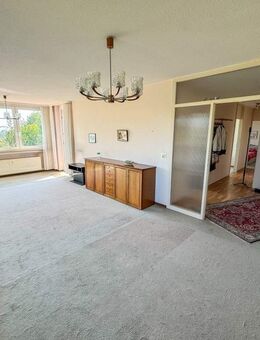 Große 3-Zimmer-Wohnung in zentraler Lage von Eschborn! - Eschborn